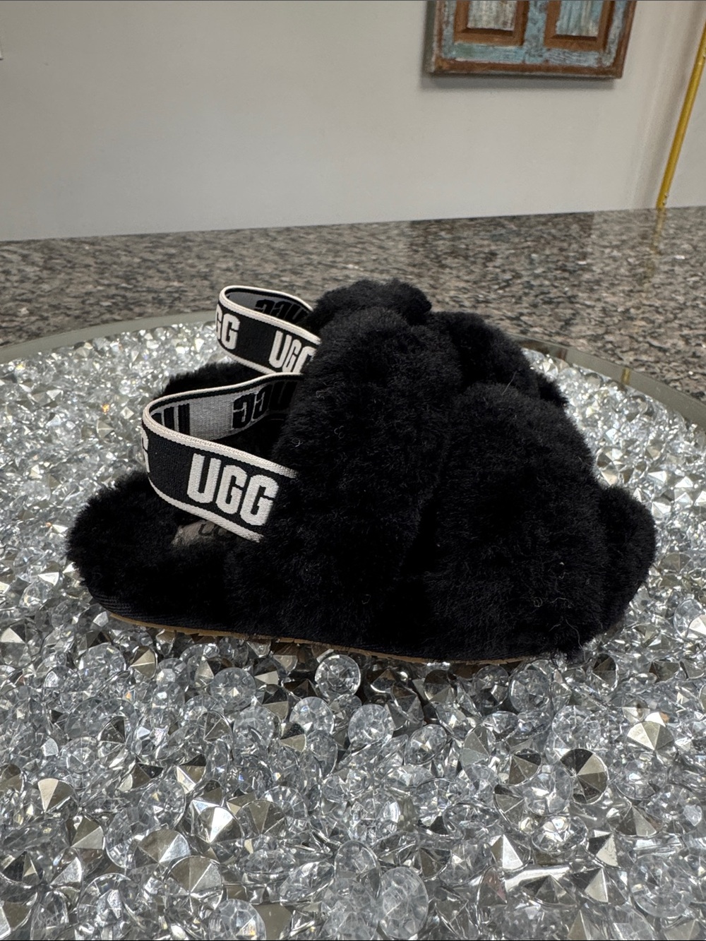 UGG Kids Black Fluffy Slide with Logo Heel Strap EUC 8 toddler